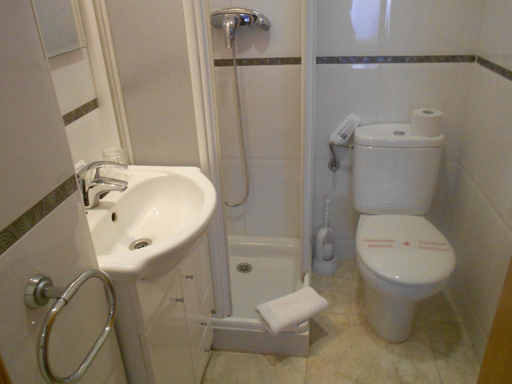 ホテル ホスタル カ ラ イレーネ Sant Vicens De Castellet 部屋 写真